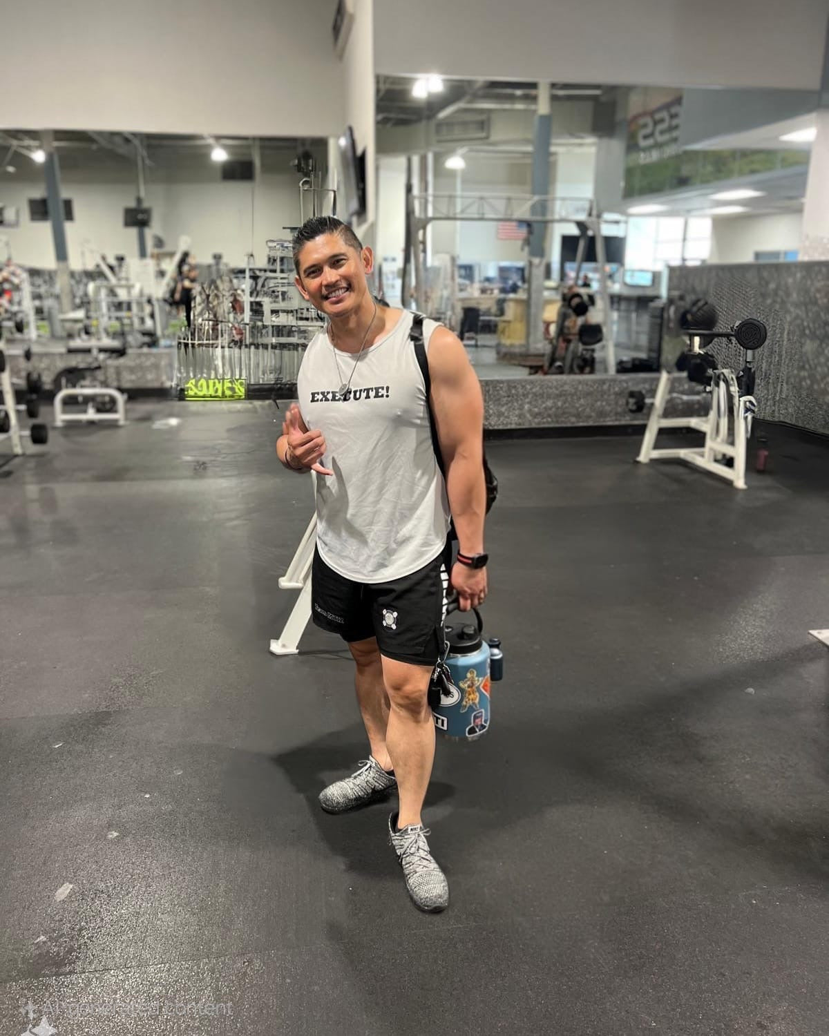 EXECUTE Muscle Shirt (unisex)