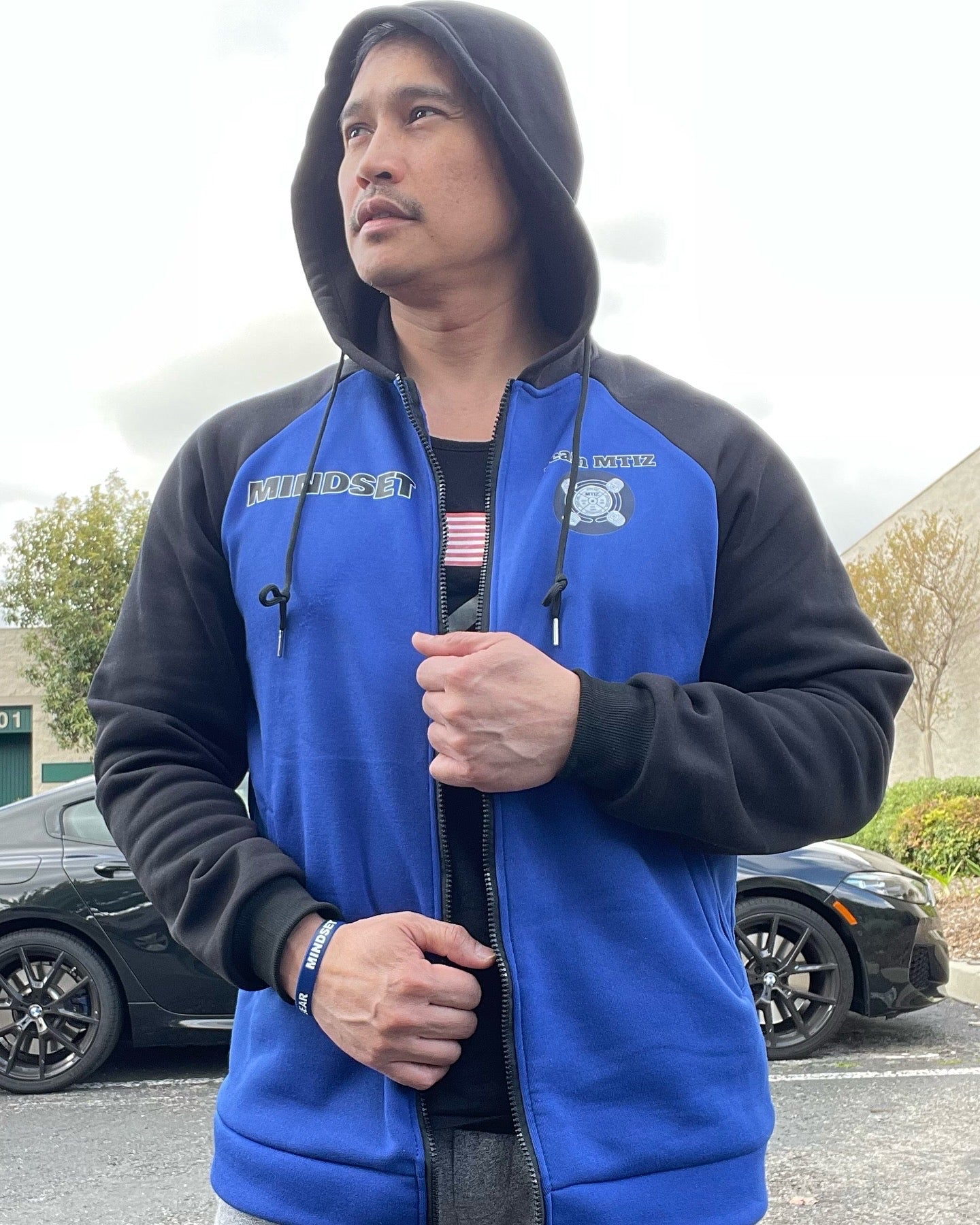 2-Tone Light Hoodie Jacket